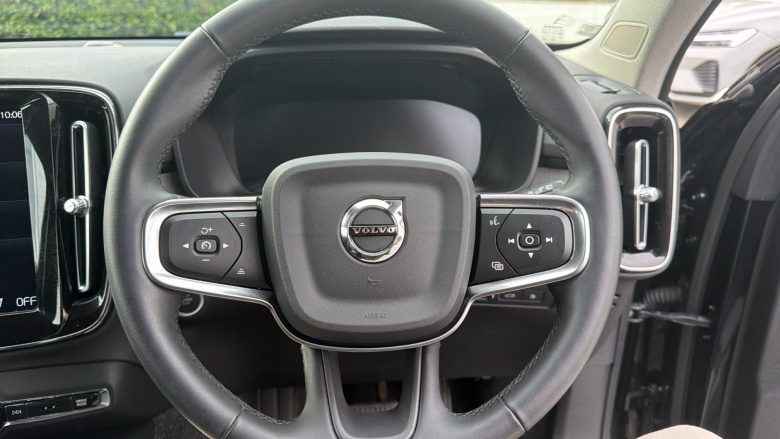 Volvo Xc40 1.5 T5 Recharge PHEV Inscription Pro 5dr Auto Estate